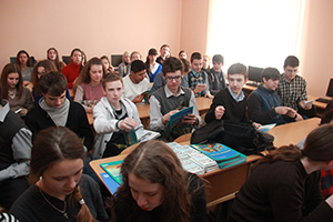 Учащиеся 9 классов